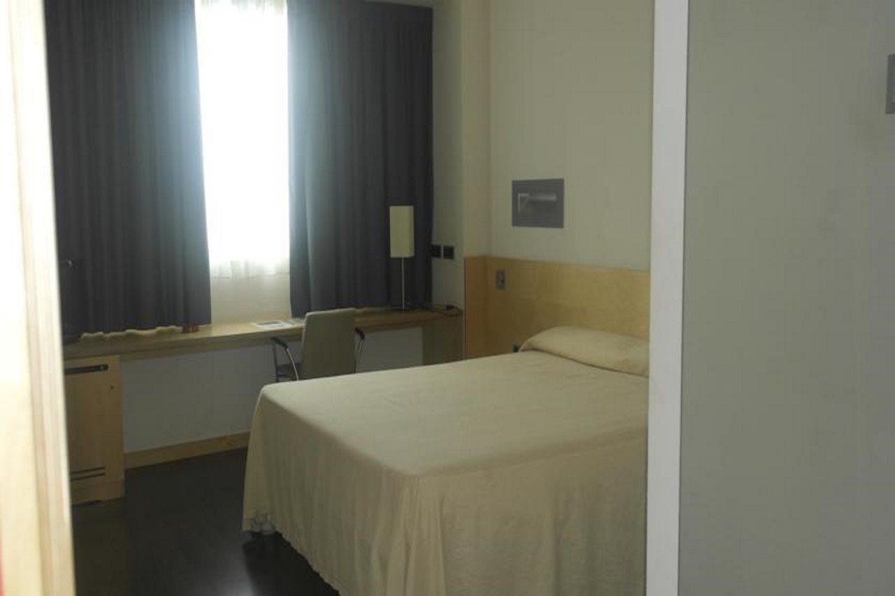 Gobeo Park Otel Vitoria-Gasteiz Dış mekan fotoğraf